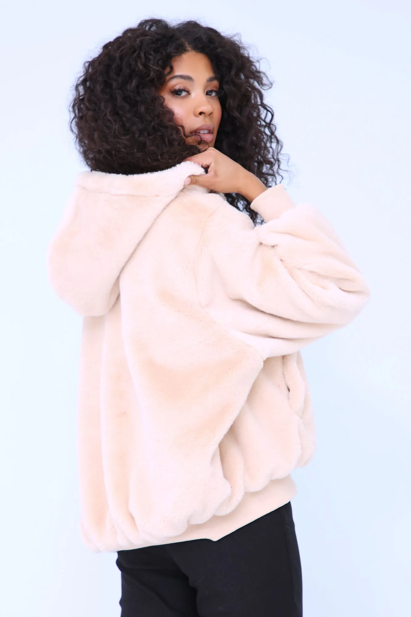 Bethany Oversized Fuzzy Jacket - Nude